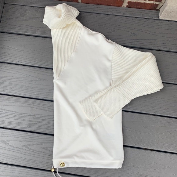 Varley Hannah Cowl Neck Sweatshirt - Picture 9 of 13